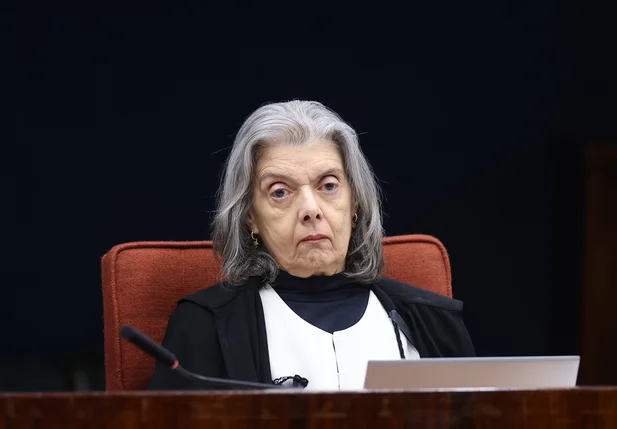 Cármen Lúcia