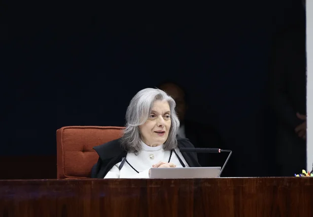 Cármen Lúcia