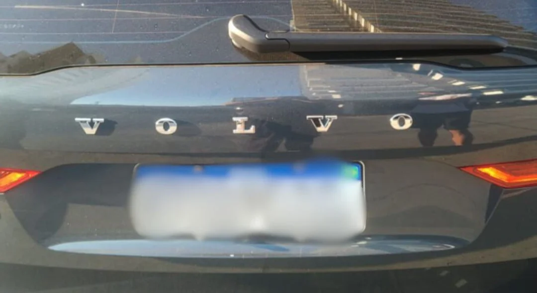 Carro apreendido durante operação da PF