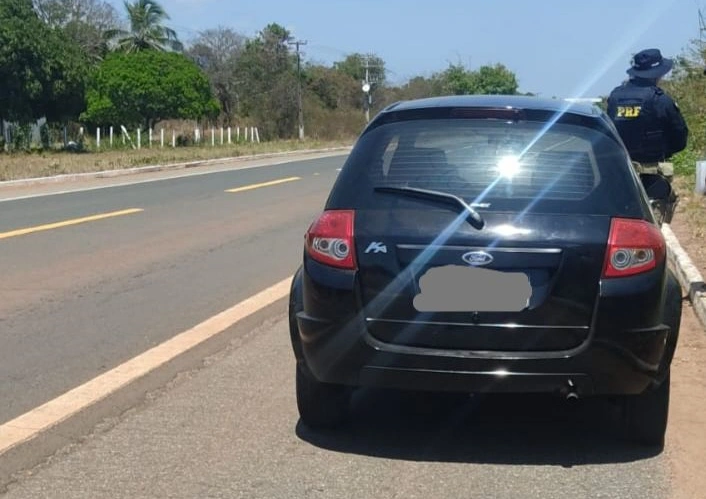 Carro modelo Ford Ka com registro de apropriação indébita