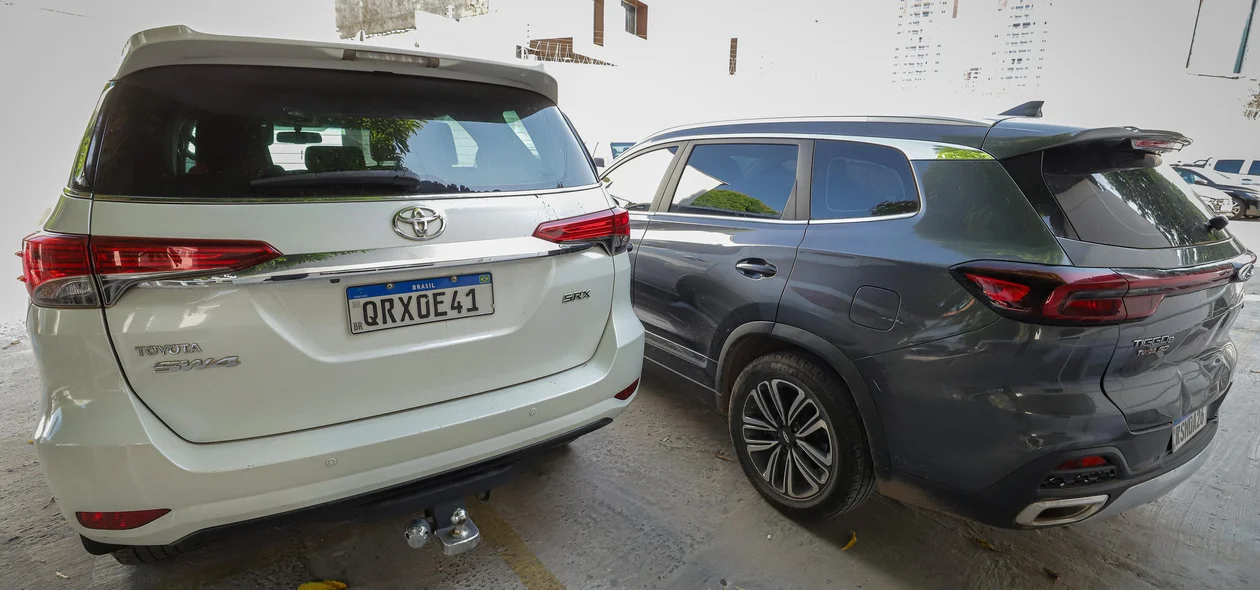 Carros apreendidos