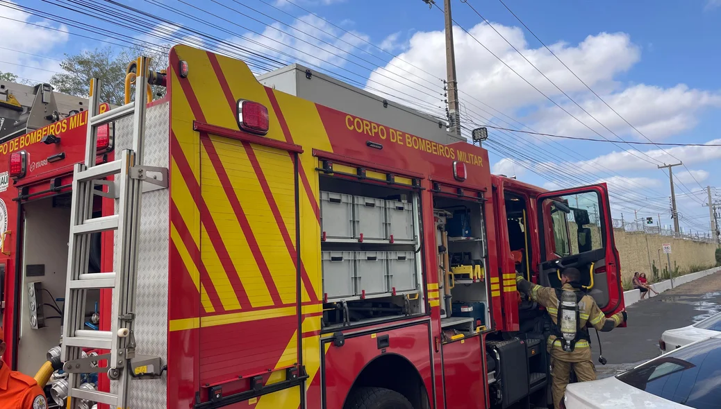 Corpo de Bombeiros conteve o incêndio