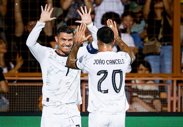 Cristiano Ronaldo e João Cancelo