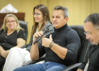 Demóstenes em roda de conversa e oficina sobre saúde cardiovascular