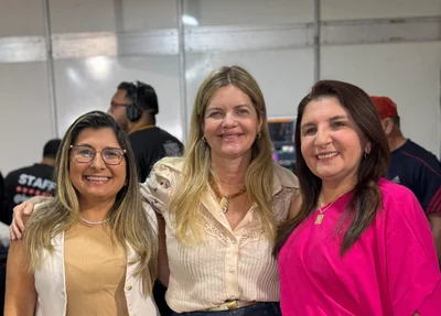 Deputada Gracinha Mão Santa ao lado da prefeita Maninha