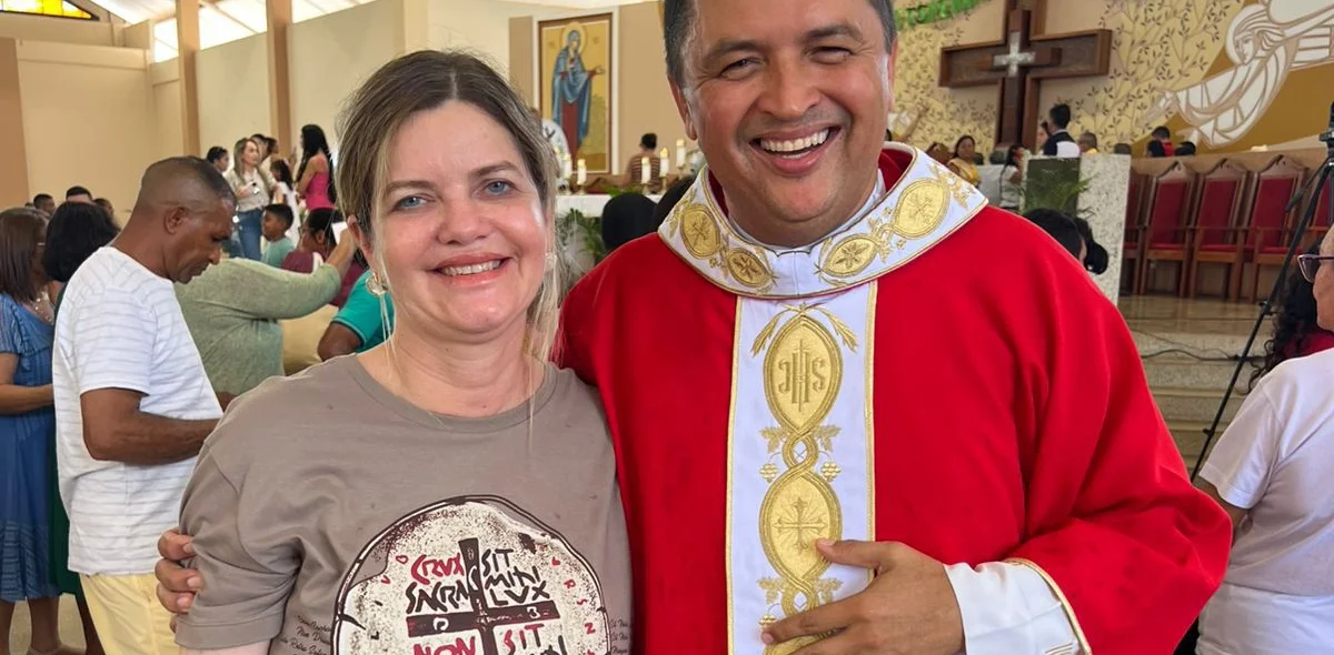 Deputada Gracinha Mão Santa participa dos festejos de Santa Cruz dos Milagres