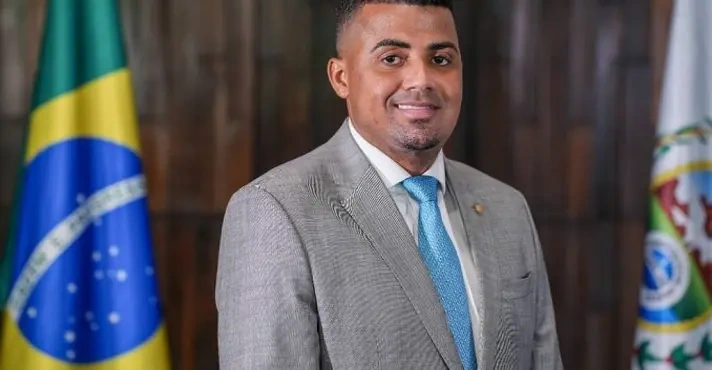 Deputado estadual TH Jóias