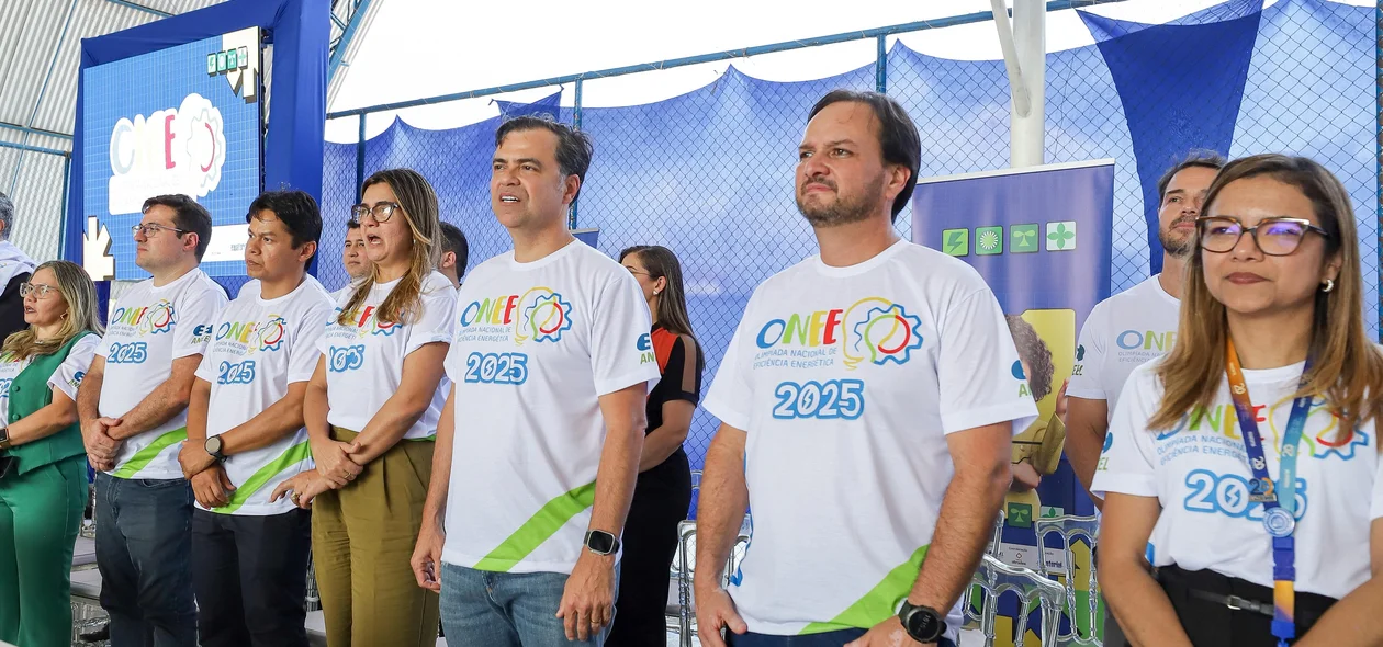 Equipes da Equatorial Piauí e da diretoria da Aneel