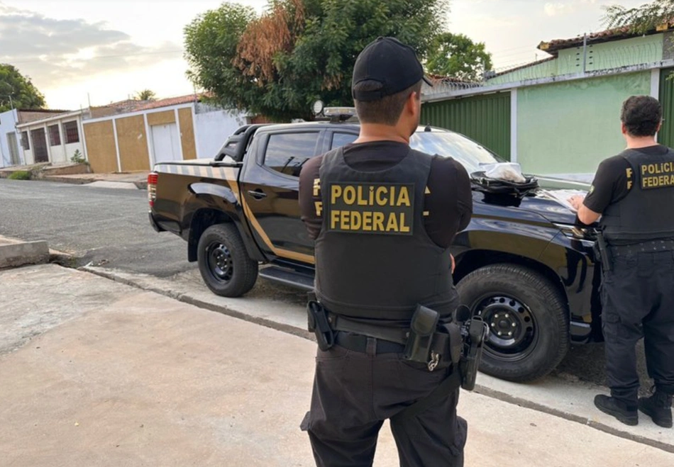 Equipes da Polícia Federal na Operação Puma