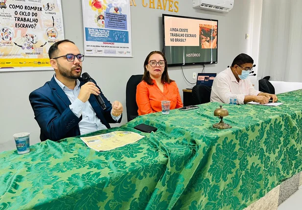 Esperantina realiza treinamento sobre atendimento a vítimas de trabalho análogo à escravidão