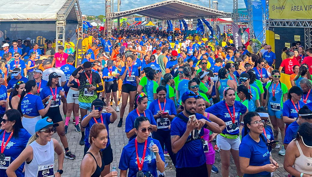 Evento organizado pelo Grupo Toureiro reuniu mais de 6 mil corredores