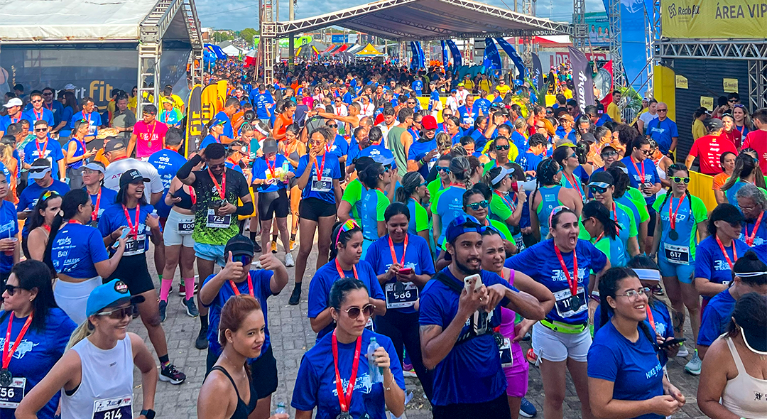 Evento organizado pelo Grupo Toureiro reuniu mais de 6 mil corredores