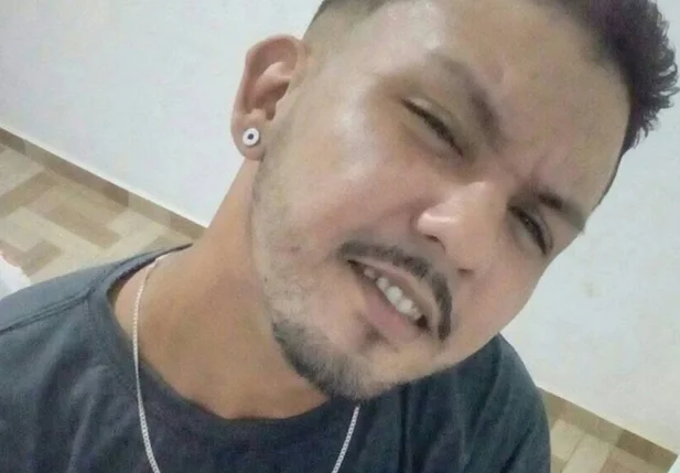 Fabrício de Sousa, 27 anos