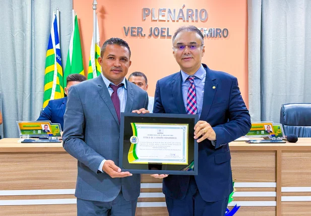 Firmino Paulo recebeu título de cidadania