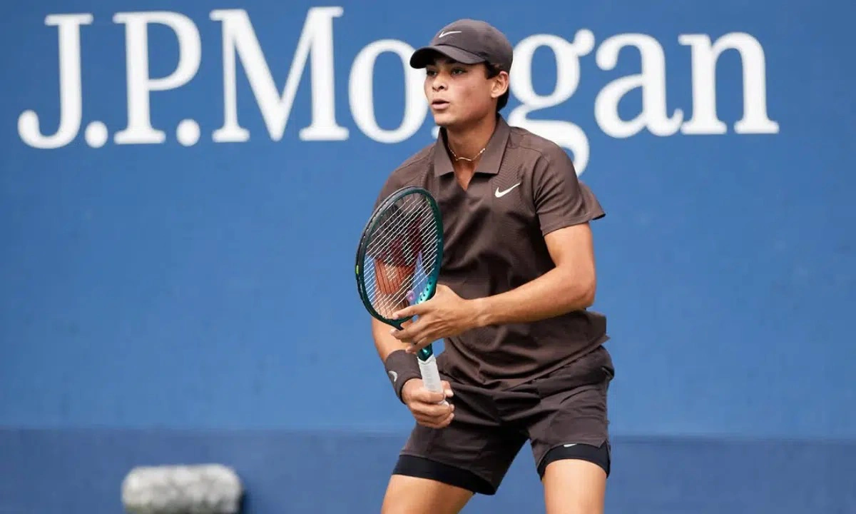 Guto Miguel leva virada e é eliminado na semifinal do Us Open Juvenil