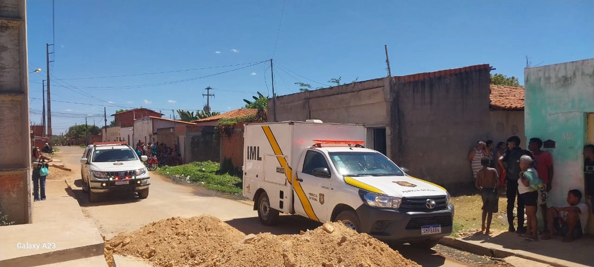 Jovem é perseguido e executado a tiros dentro de casa na Vila do Bec em Timon