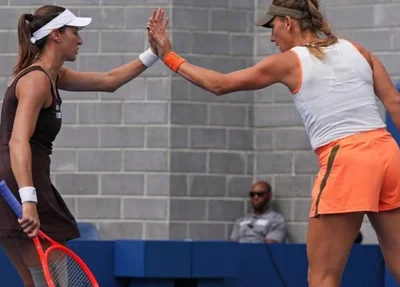 Luisa Stefani e Timea Babos avançaram às quartas do US Open