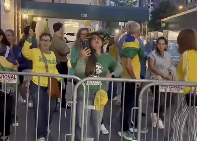 Lula foi vaiado por brasileiros em Nova York