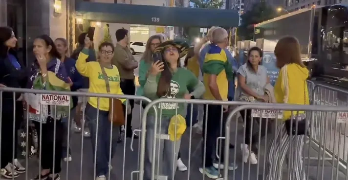 Lula foi vaiado por brasileiros em Nova York