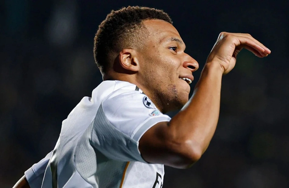 Mbappé em vitória do Real Madrid
