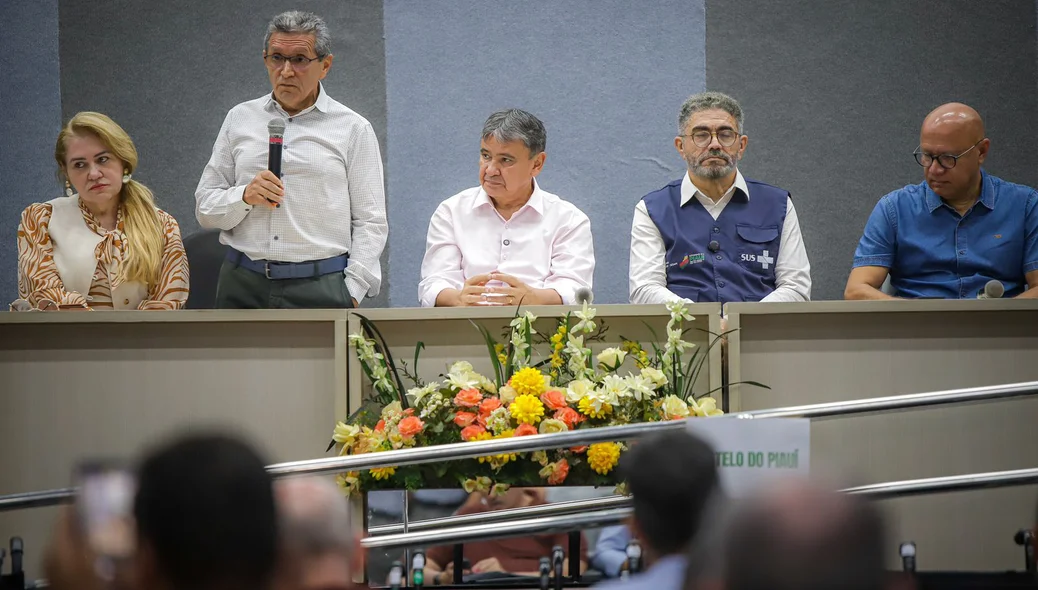 Ministro participou da entrega de equipamentos