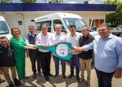 Ministro Wellington Dias entregas vans adaptadas para municípios