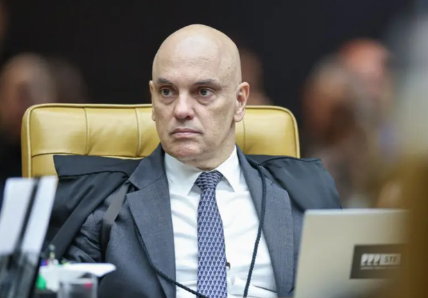 Moraes diz que sanção dos EUA contra sua esposa é ilegal e promete não recuar