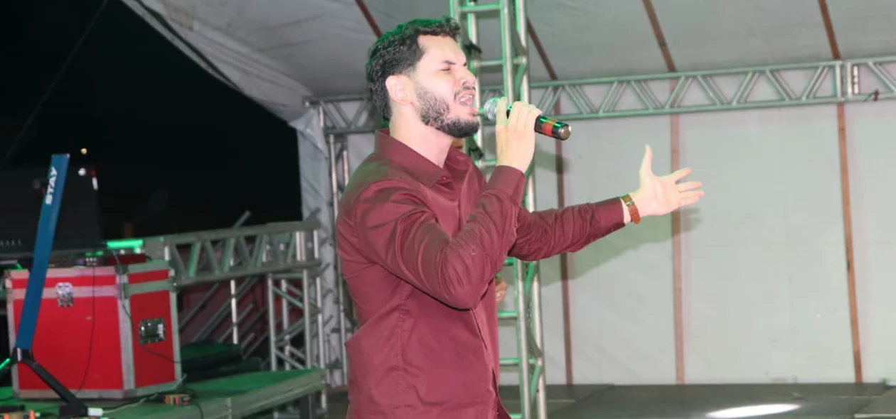 Noite de louvor