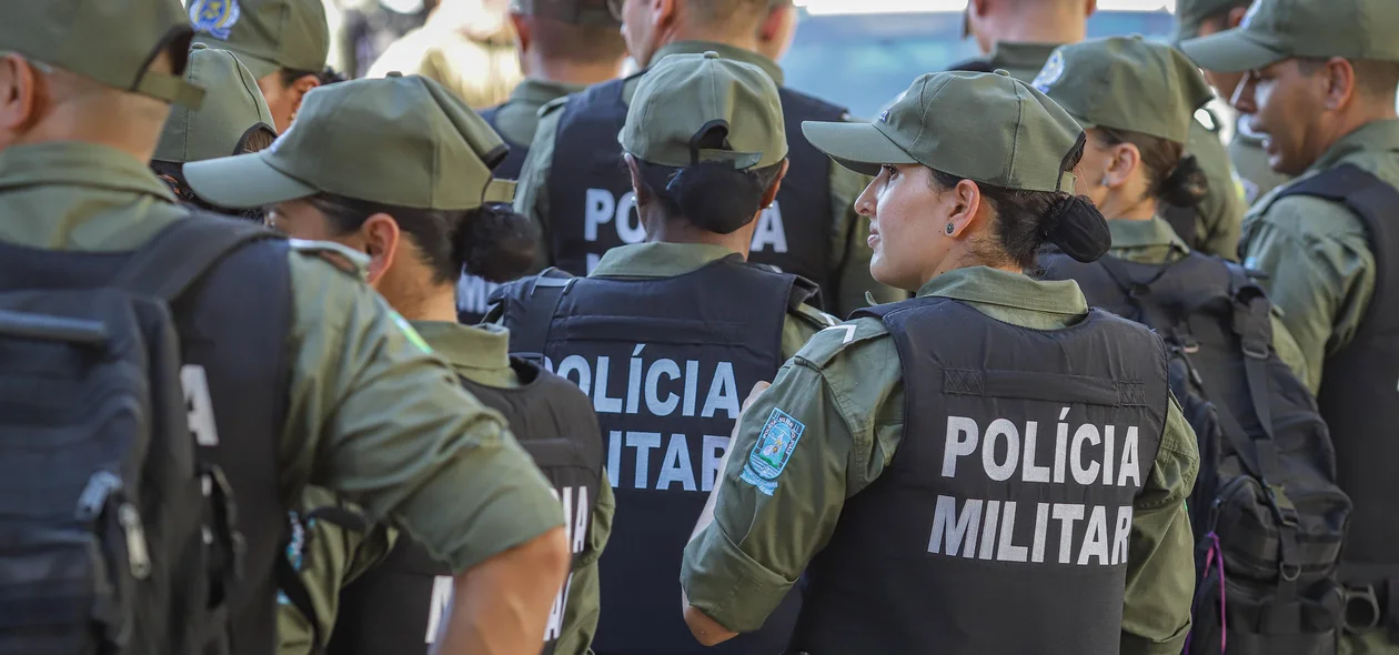 Novos policiais em patrulhamento