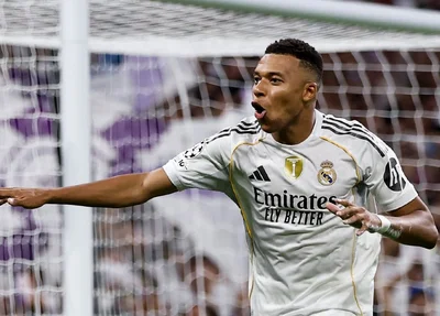O Real Madrid derrotou o Marseille por 2 a 1, com dois pênaltis convertidos por Mbappé.