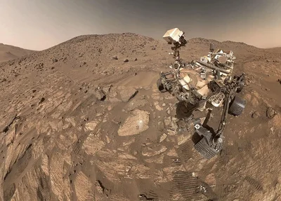 O rover Perseverance da Nasa explora a Cratera Jezero, em Marte, em busca de sinais de vida antiga