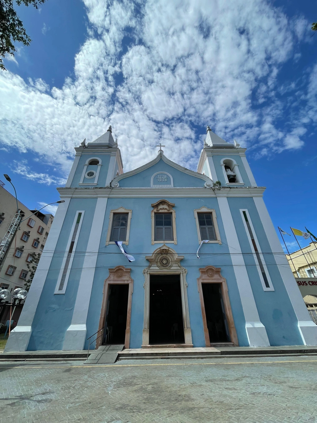 Ordem de serviço para início da reforma da Catedral Mãe da Divina Graça é assinada em Parnaíba