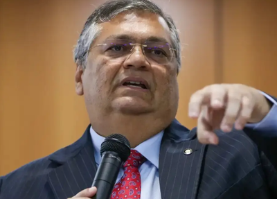 Polícia Federal indicia passageira que hostilizou ministro Flávio Dino do STF