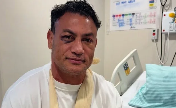 Popó recebe alta após cirurgia na mão