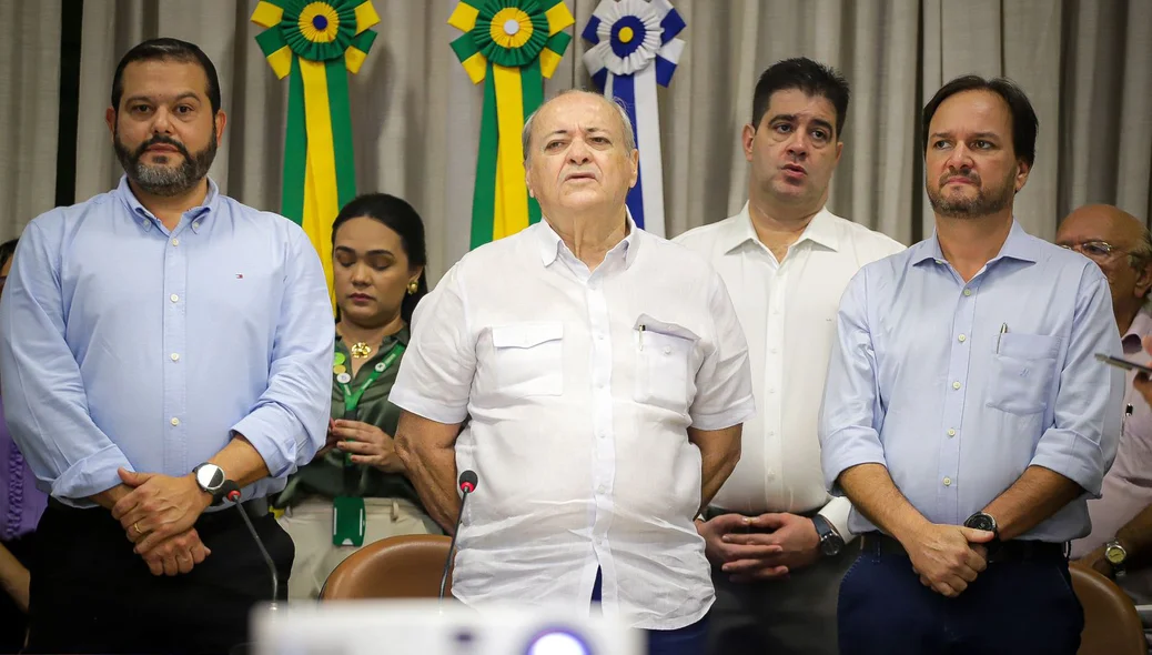 Prefeito Sílvio Mendes assina convênio com Equatorial