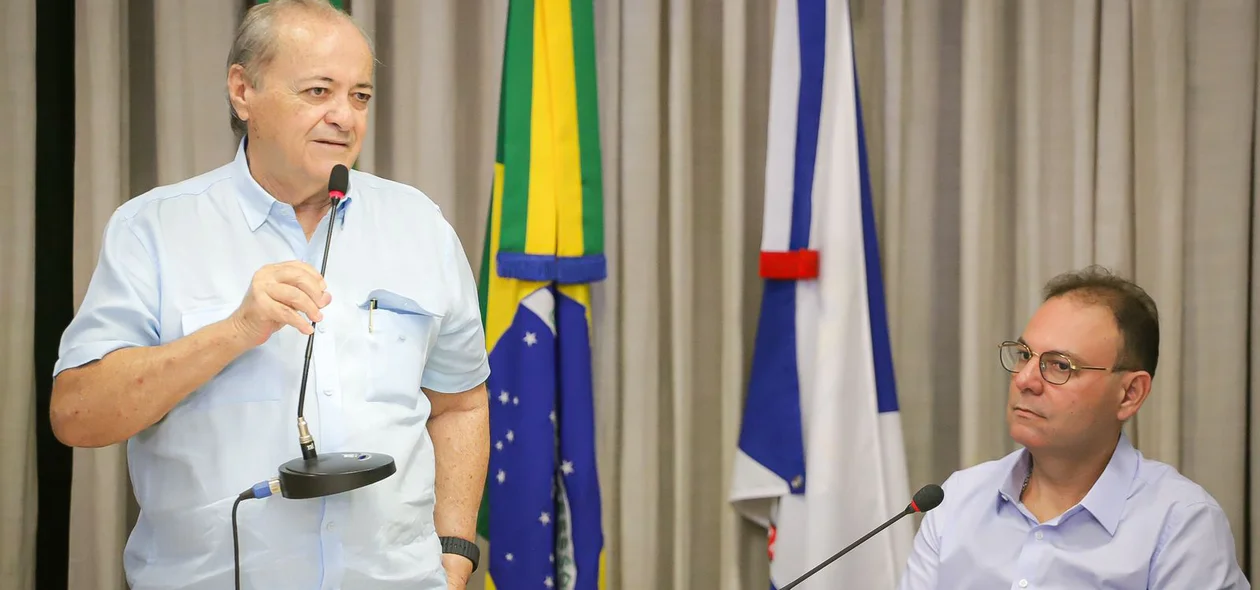Prefeito Sílvio Mendes e vice-prefeito Jeová Alencar