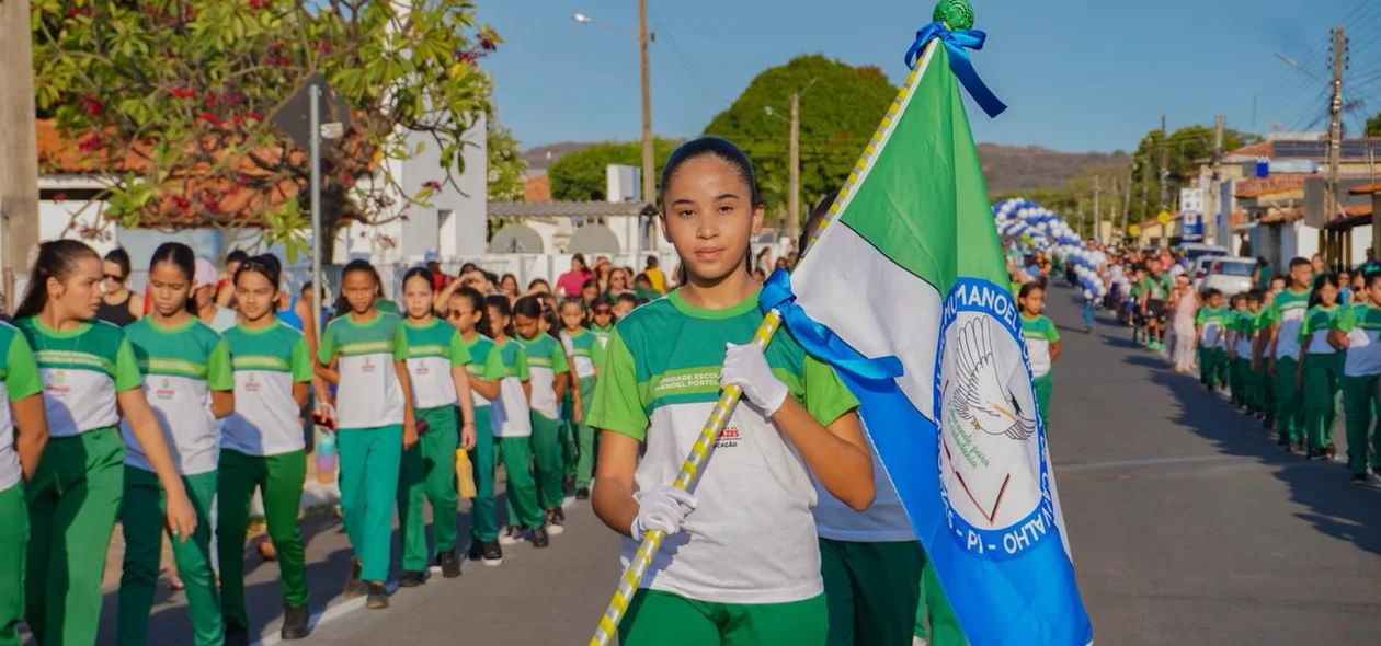 Prefeitura de Aroazes realiza desfile cívico em comemoração ao 7 de Setembro
