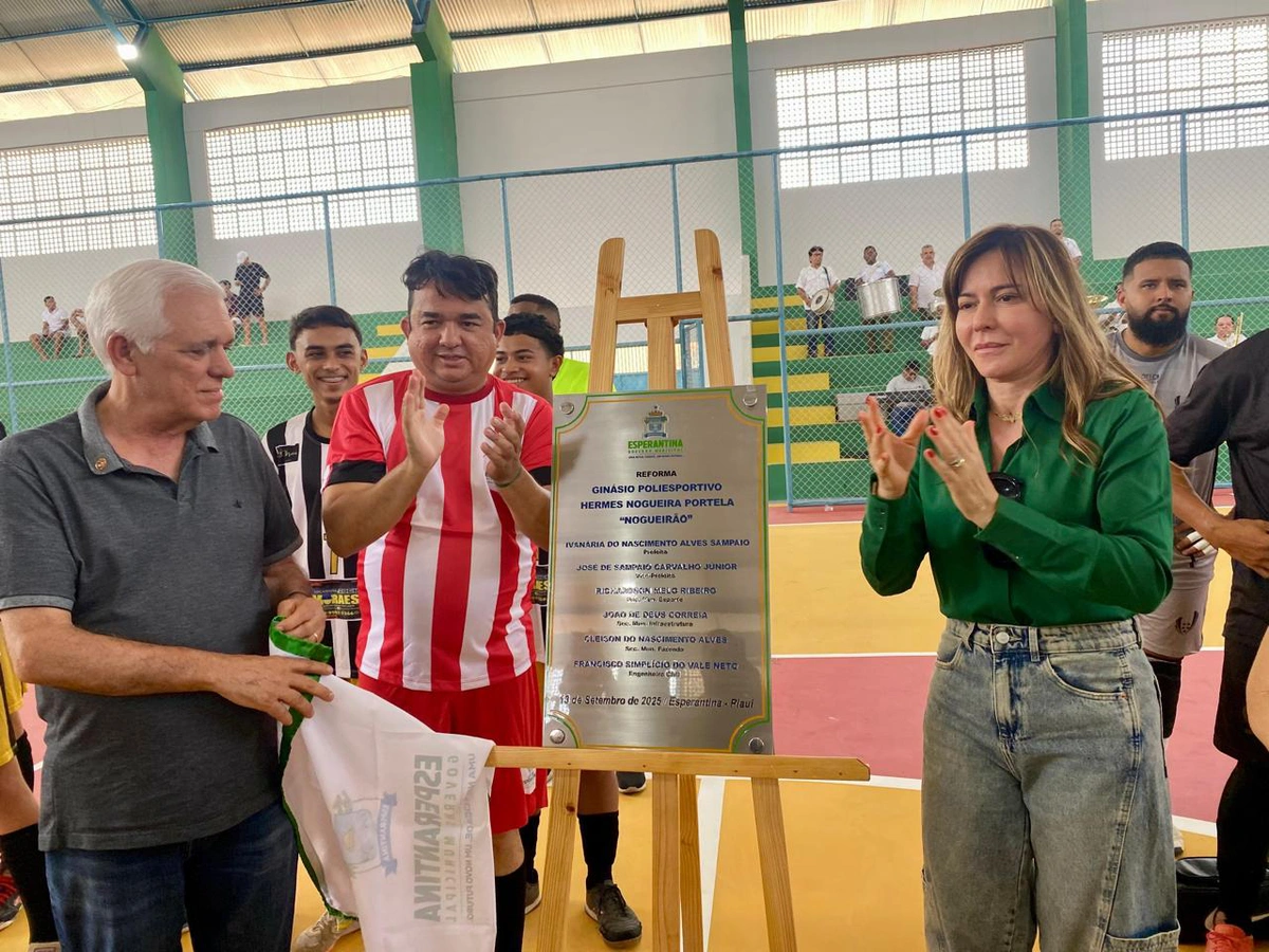 Prefeitura de Esperantina entrega reforma do Ginásio Poliesportivo Nogueirão