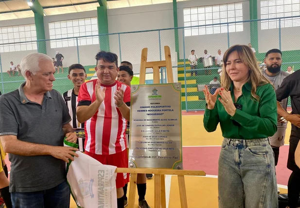 Prefeitura de Esperantina entrega reforma do Ginásio Poliesportivo Nogueirão