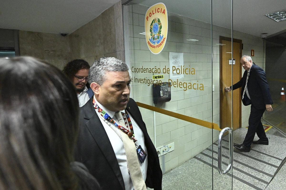 Presidente da Conafer, Carlos Roberto, preso por falso testemunho