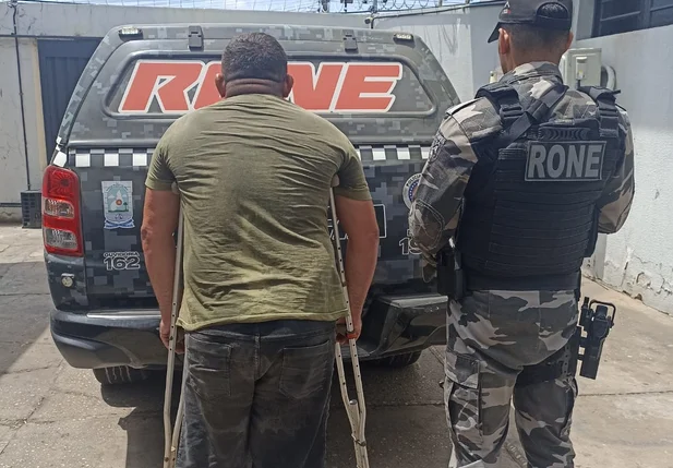 Prisão de foragido da Justiça no Conjunto Lindalva Soares