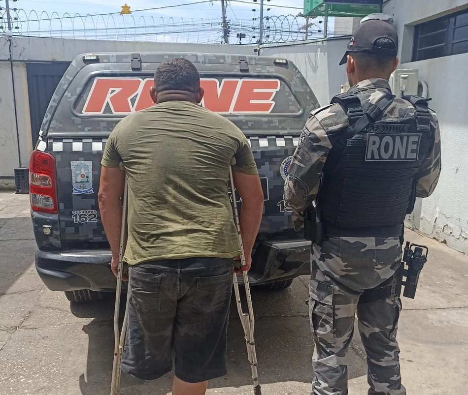 Prisão de foragido da Justiça no Conjunto Lindalva Soares