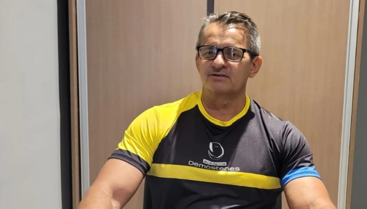 Professor Demóstenes Ribeiro