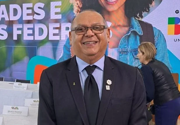 Professor Paulo Borges