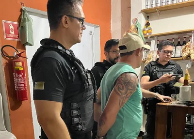 Proprietário de bar preso em flagrante