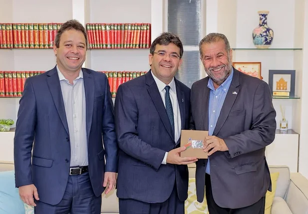 Rafael Fonteles recebe Carlos Lupi