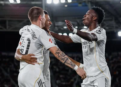Real Madrid aplica goleada no Levante em La Liga