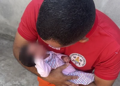 Recém-nascido engasgou com leite materno