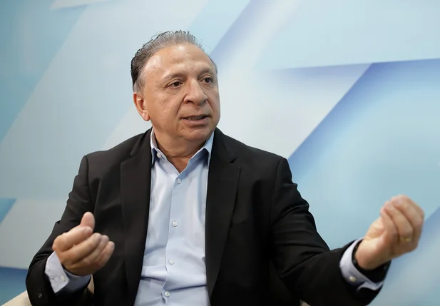 Secretário Emílio Júnior