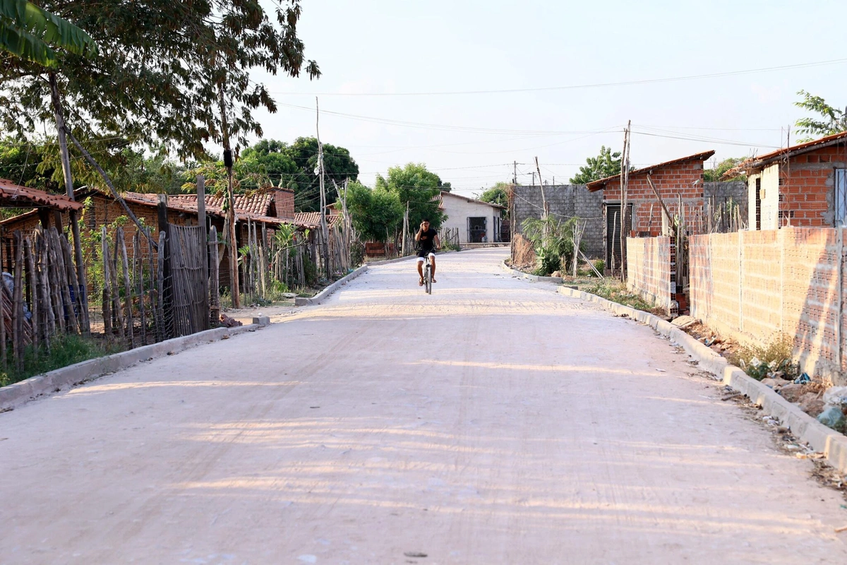 Seinfra finaliza pavimentação na Vila Boa Esperança
